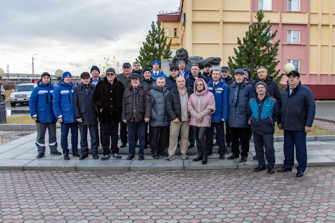 Ветераны в вахтовом поселке Новозаполярном