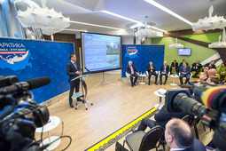 Владимир Миронов выступил на стратегической сессии