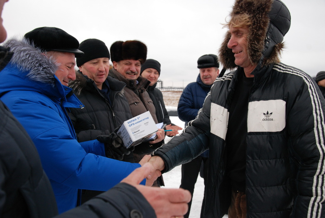 Алексея Поволоцкого награждает жюри