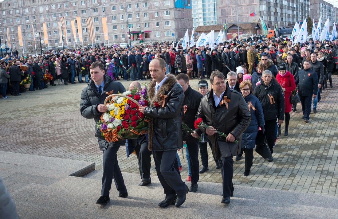 Возложение цветов