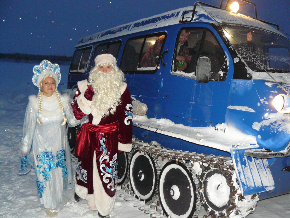 Нетрадиционный транспорт Деда Мороза и Снегурочки