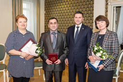 Работники Газпром добыча Ямбург были награждены губернатором ЯНАО
