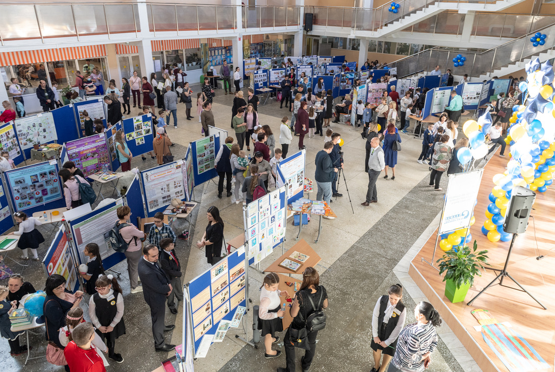 Более 400 участников и гостей побывали на научном фестивале в этом году
