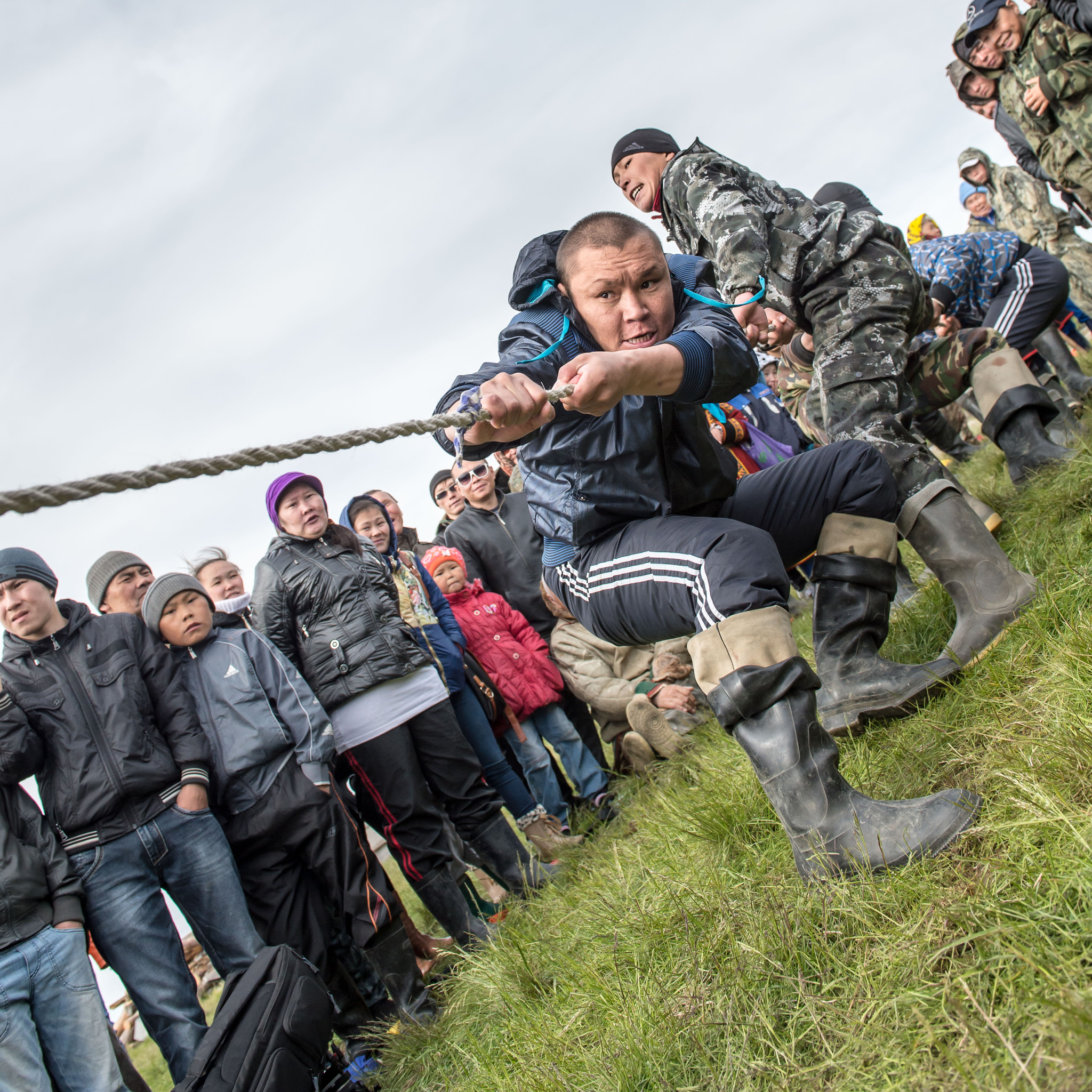 Ямбург 5. Рыбаки на фактории Юрибей. КСК Ямбург. Село Антипаюта. Поселок Ямбург.